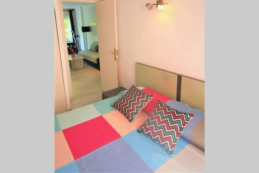 A 5 min del MAR caminando, Varias PISCINAS, WIFi KARIM Ampuriabrava Apartamento